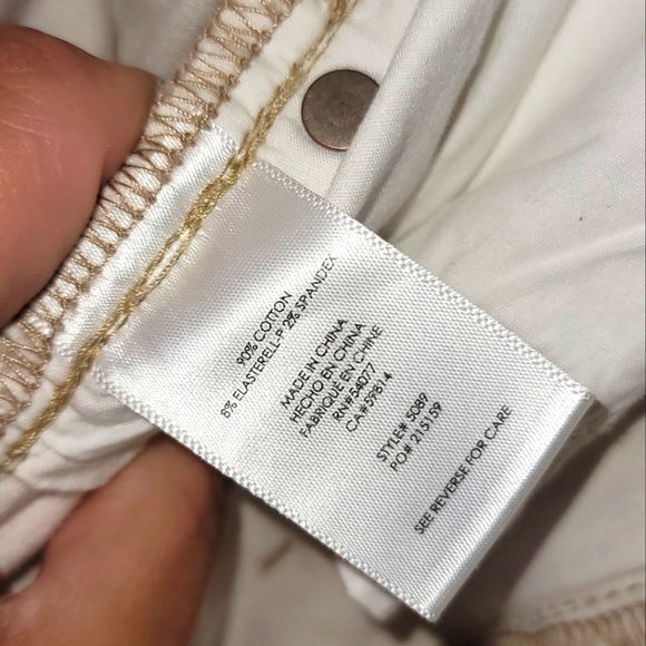 CAbi White Distressed Slim Boyfriend Stretch Jeans w Tan Stitching, sz 8 - Picture 13 of 13